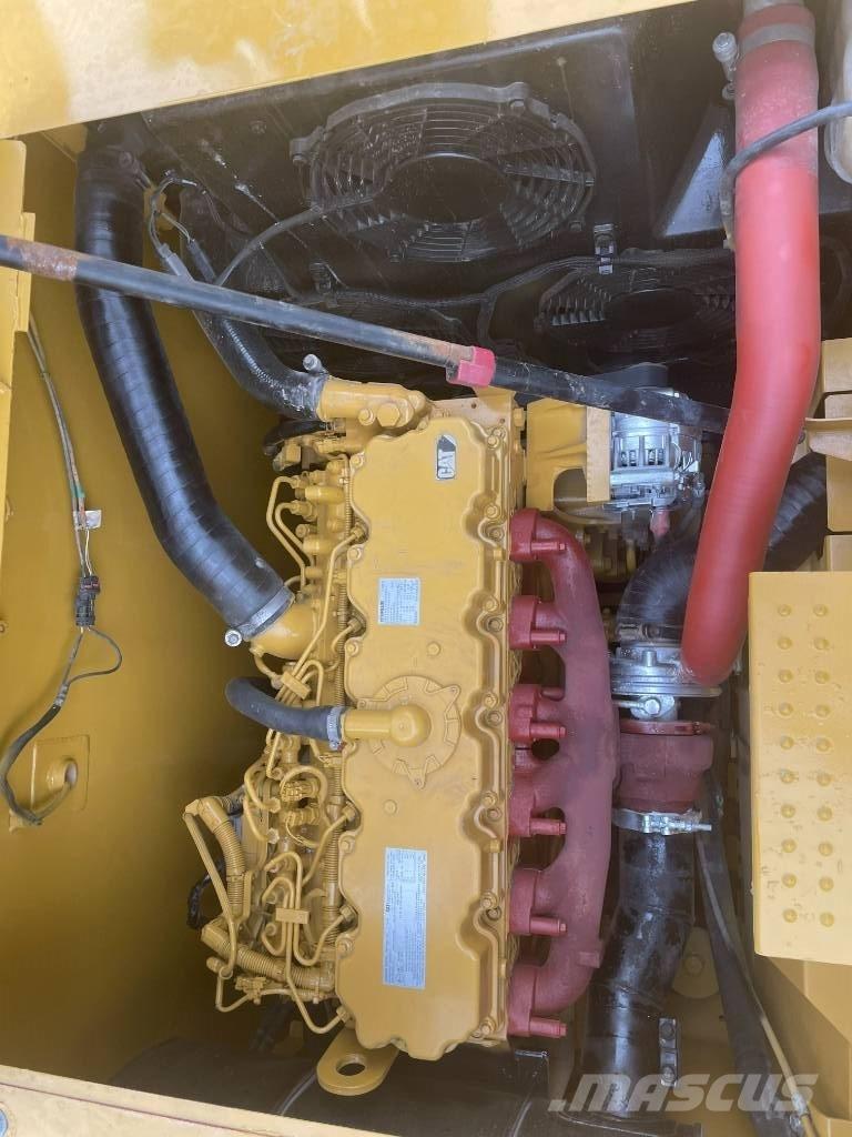 CAT CAT323 Escavatori medi 7t - 12t