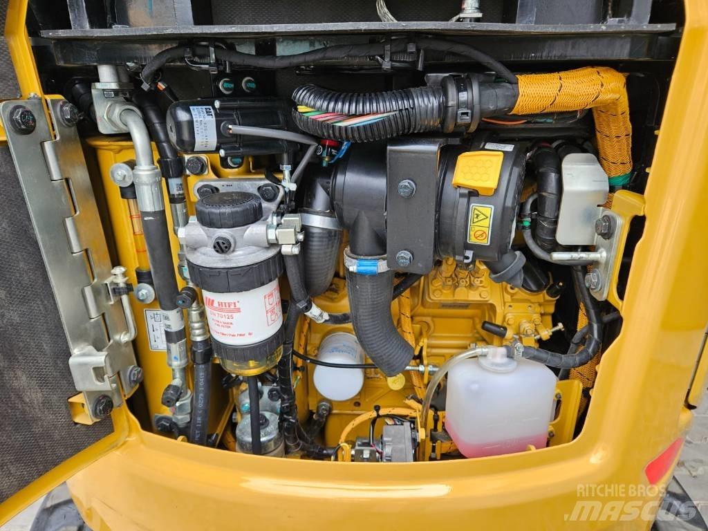 CAT 301.8 Miniescavatori