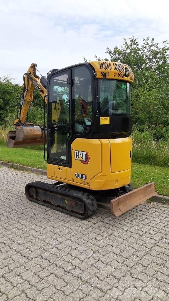 CAT 301.8 Miniescavatori