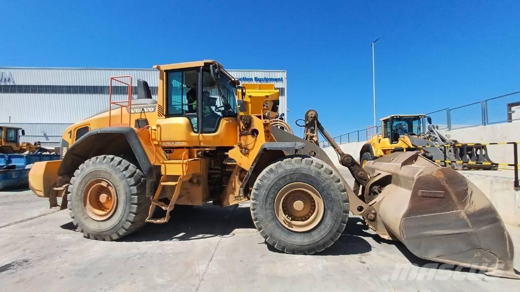 Volvo L 180 H Pale gommate