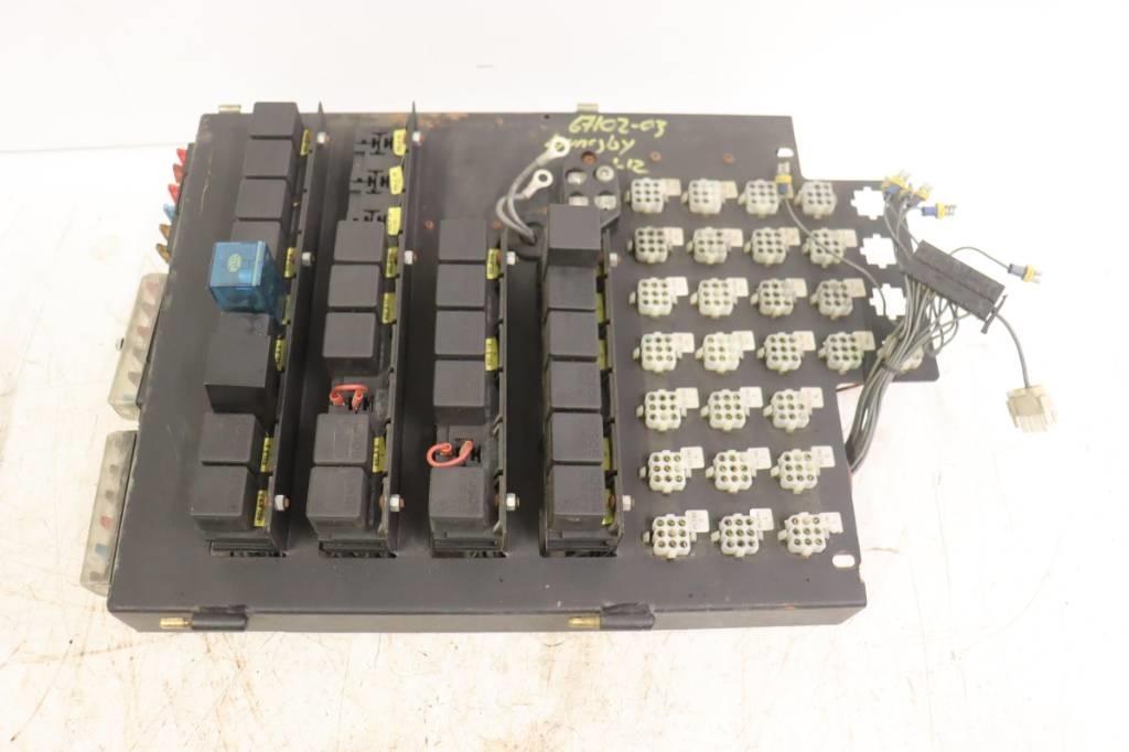 Ljungby L 12 Componenti elettroniche