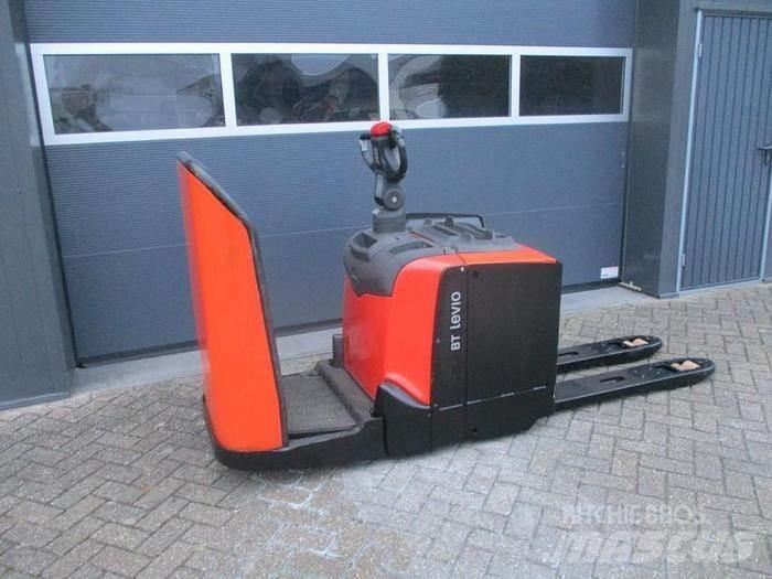 Toyota LPE 250 Carrelli elevatori bassi a piattaforma