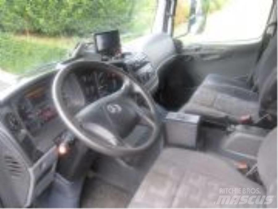 Mercedes-Benz Axor Camion dei rifiuti