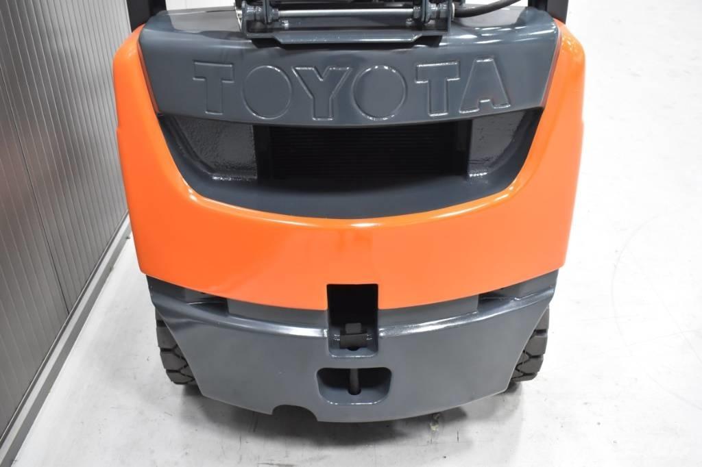 Toyota 02-8FGF18 Carrelli elevatori GPL