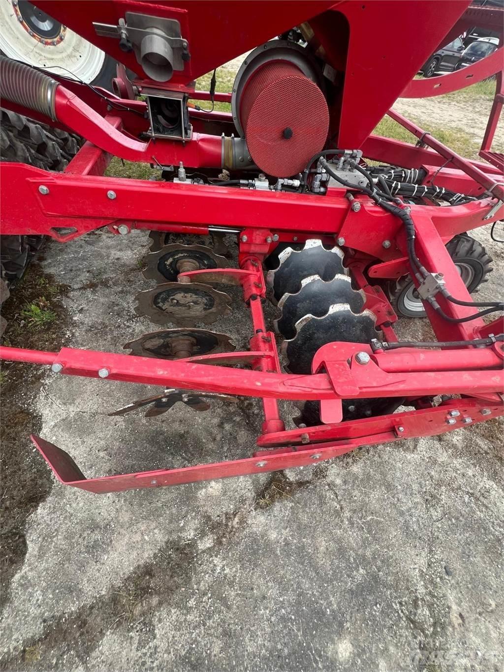 Horsch Pronto 3 DC Perforatrici
