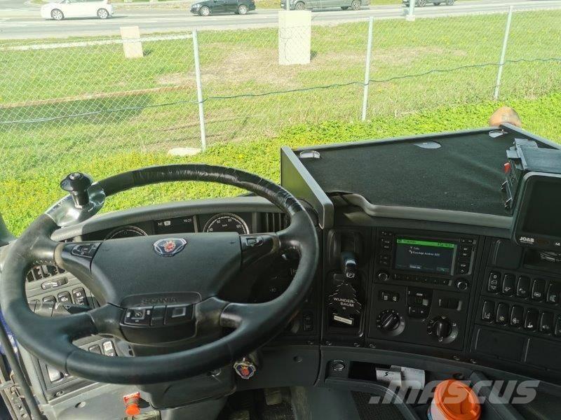Scania G 450 Camion con gancio di sollevamento