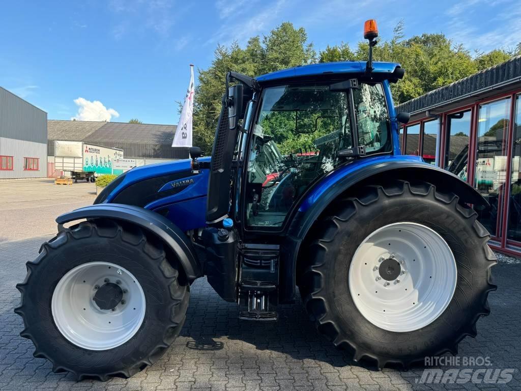 Valtra N 174 A Trattori