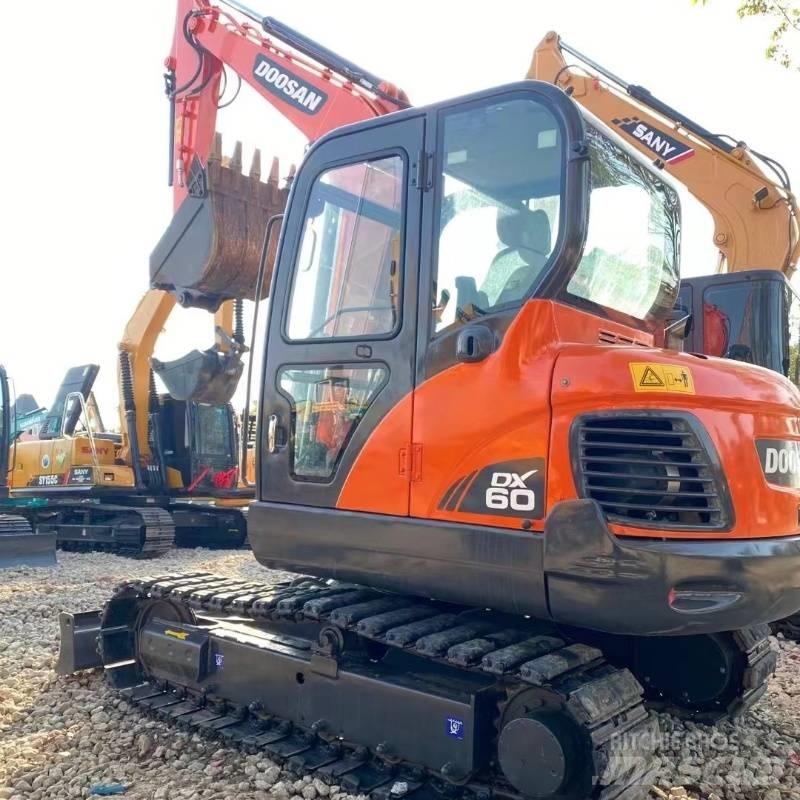 Doosan dx60 Escavatori cingolati