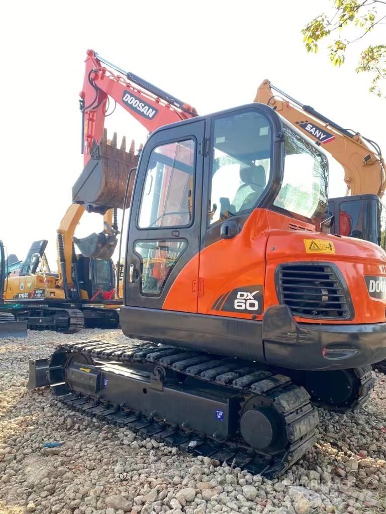 Doosan dx60 Escavatori cingolati