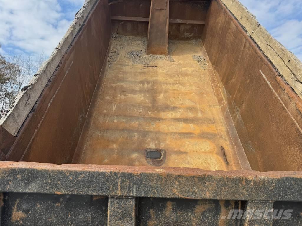 Mack RD 688 S Camion ribaltabili