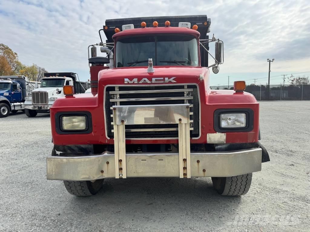 Mack RD 688 S Camion ribaltabili