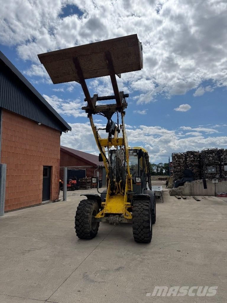 Wacker Neuson WL 44 Pale gommate