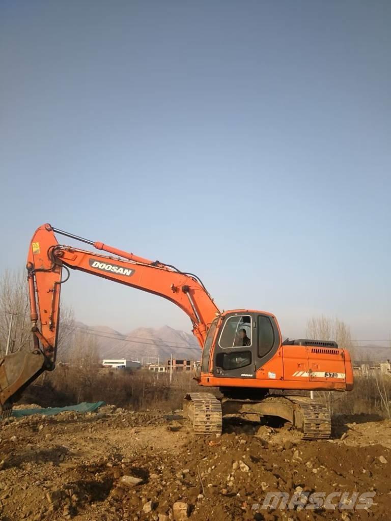 Doosan dx225 Escavatori cingolati