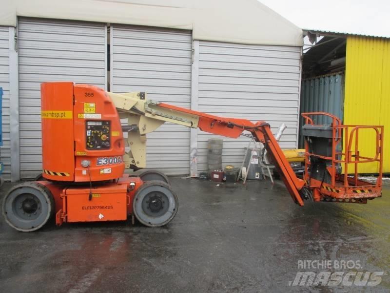 JLG E 300 AJ Piattaforme a braccio articolato