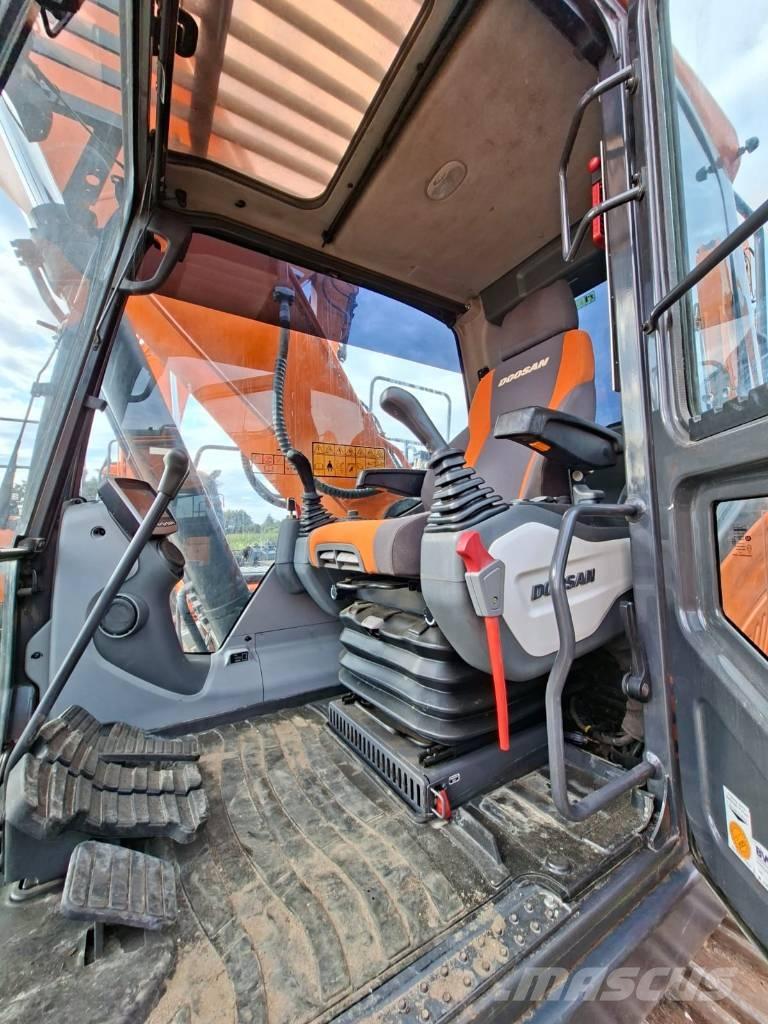 Doosan DX255LC-5 Escavatori cingolati
