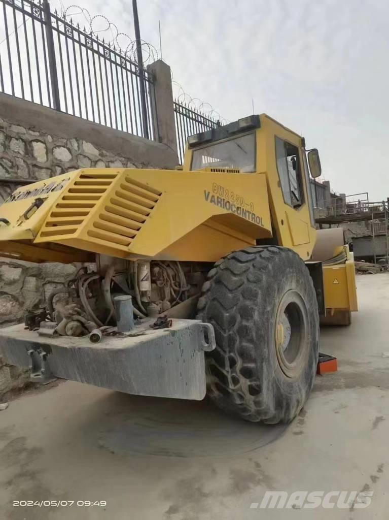 Bomag bw225d-3 Rulli a doppio tamburo