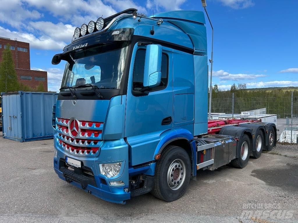 Mercedes-Benz 3253 L Camion con gancio di sollevamento
