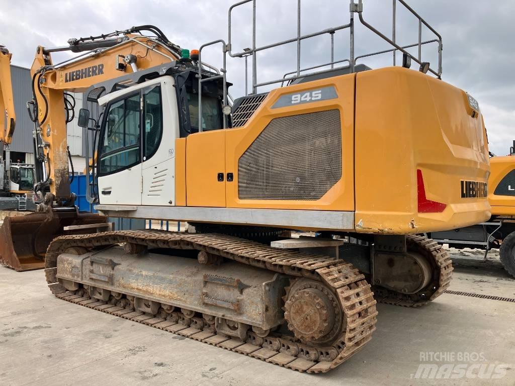 Liebherr R 945 Escavatori cingolati