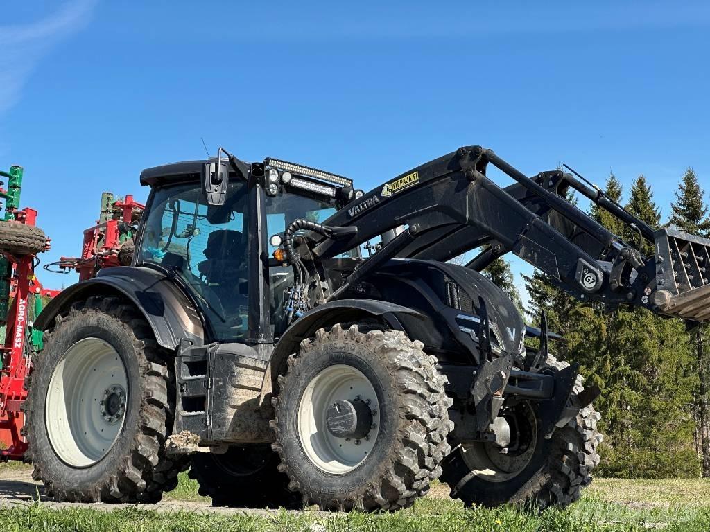 Valtra T 255 Versu Trattori