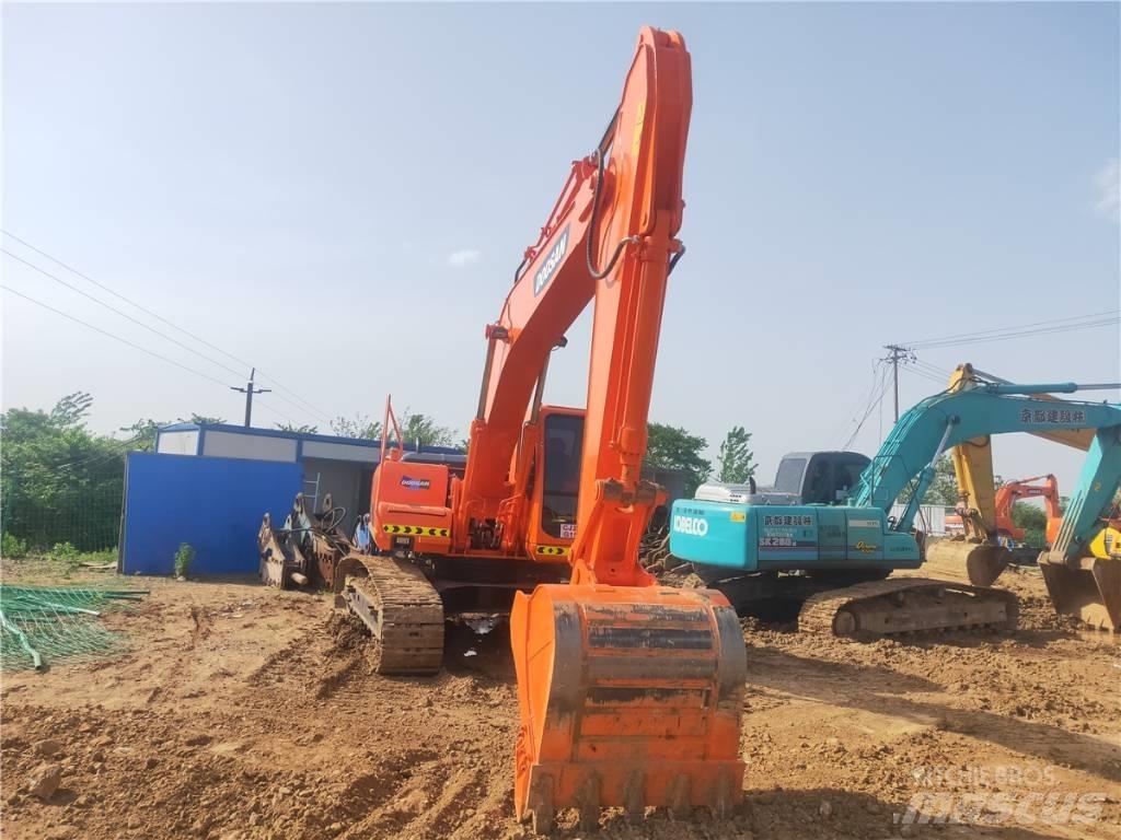 Doosan DH 220 LC-7 Escavatori cingolati