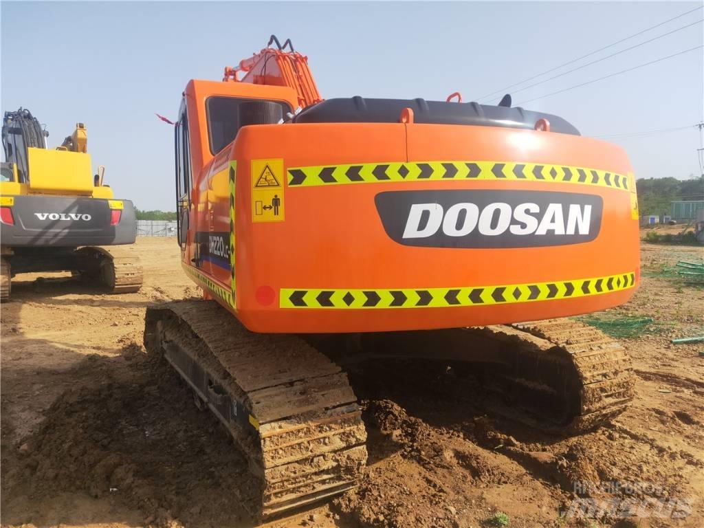 Doosan DH 220 LC-7 Escavatori cingolati