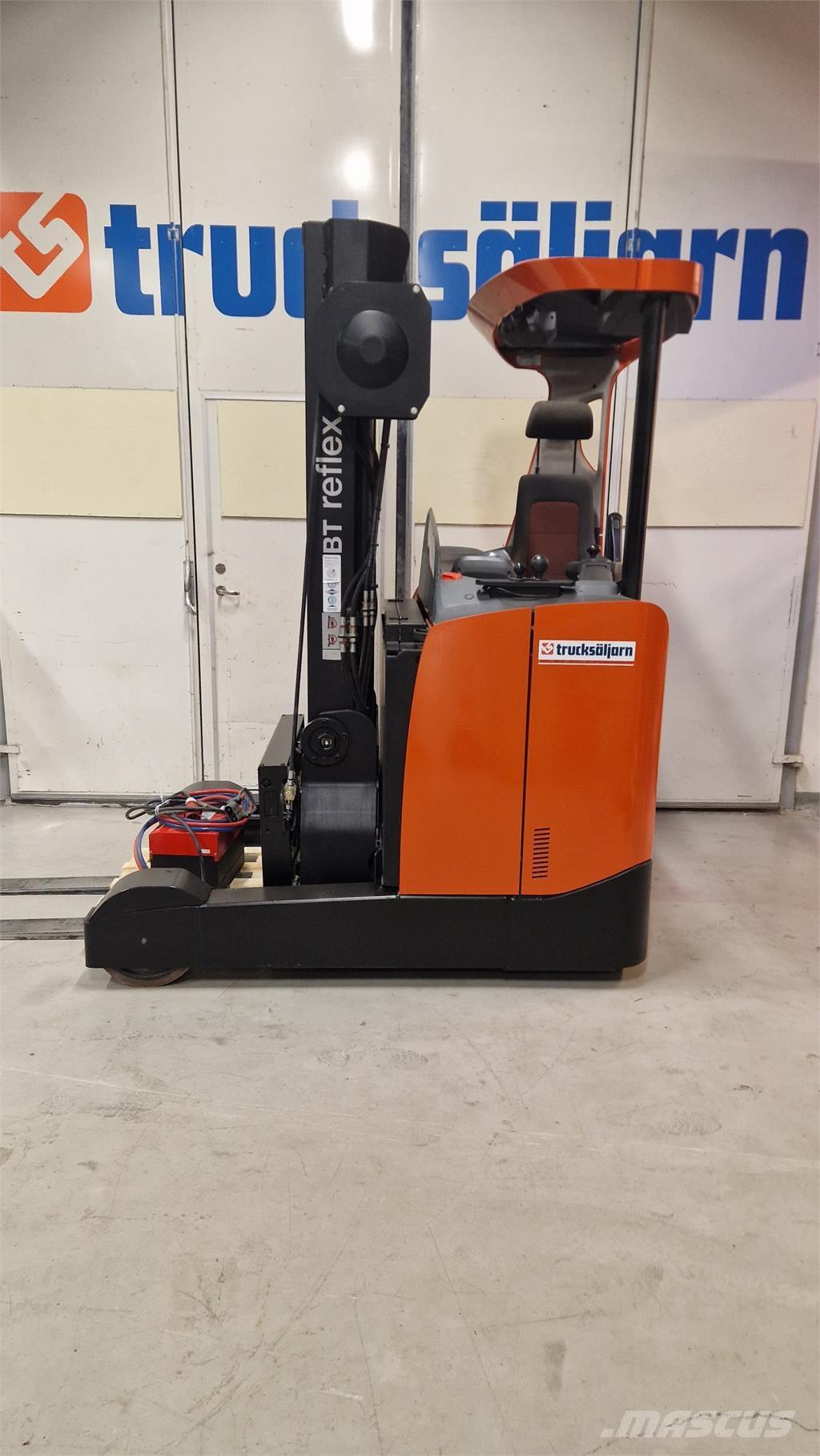 BT RRE200E Carrello retrattile