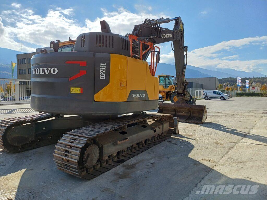Volvo ECR235EL Escavatori cingolati