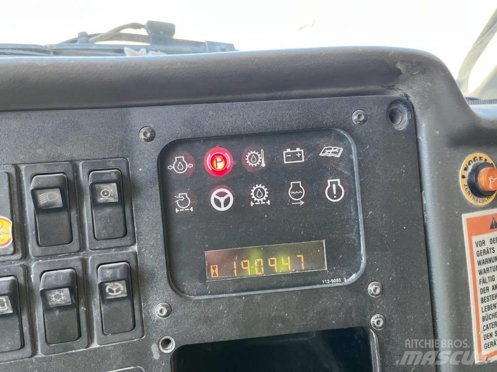 CAT 771D Dumper a telaio rigido