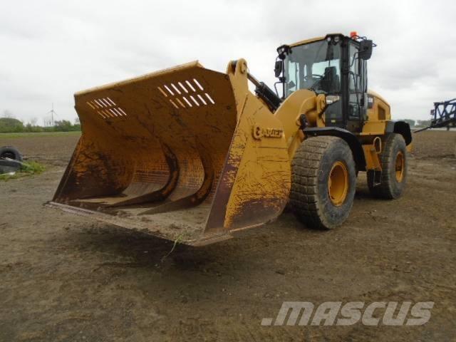 CAT 938M Pale gommate