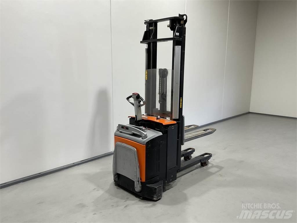 Rocla SP12ACI Carelli stoccatori  automatici-usati