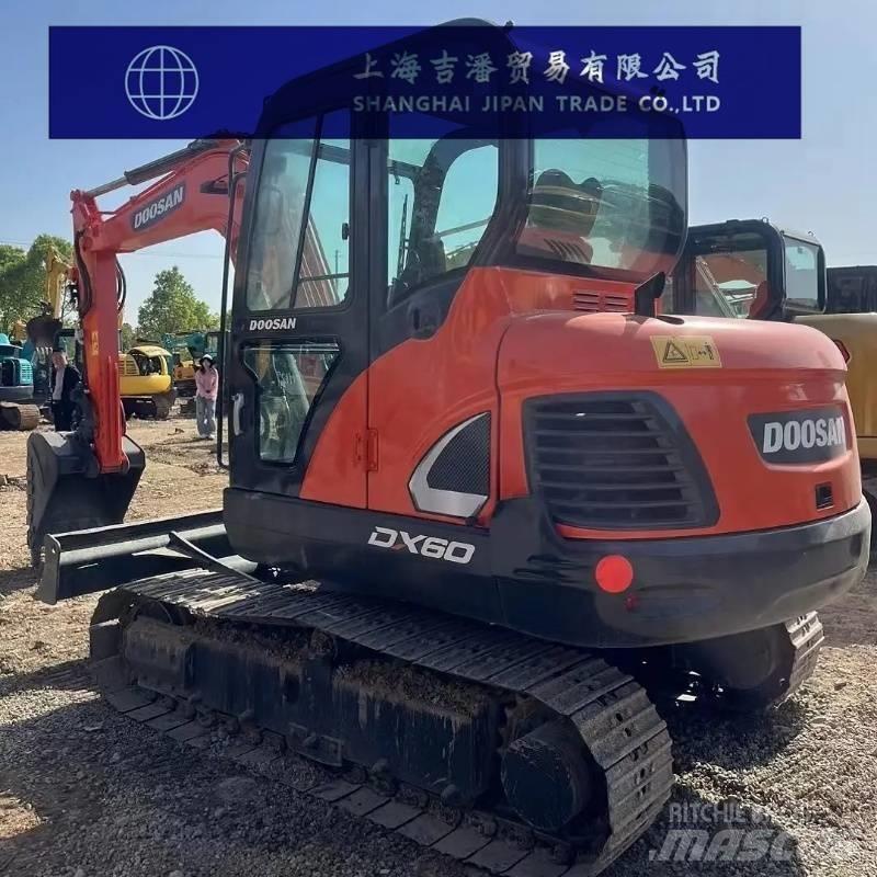 Doosan DX 60 Escavatori cingolati