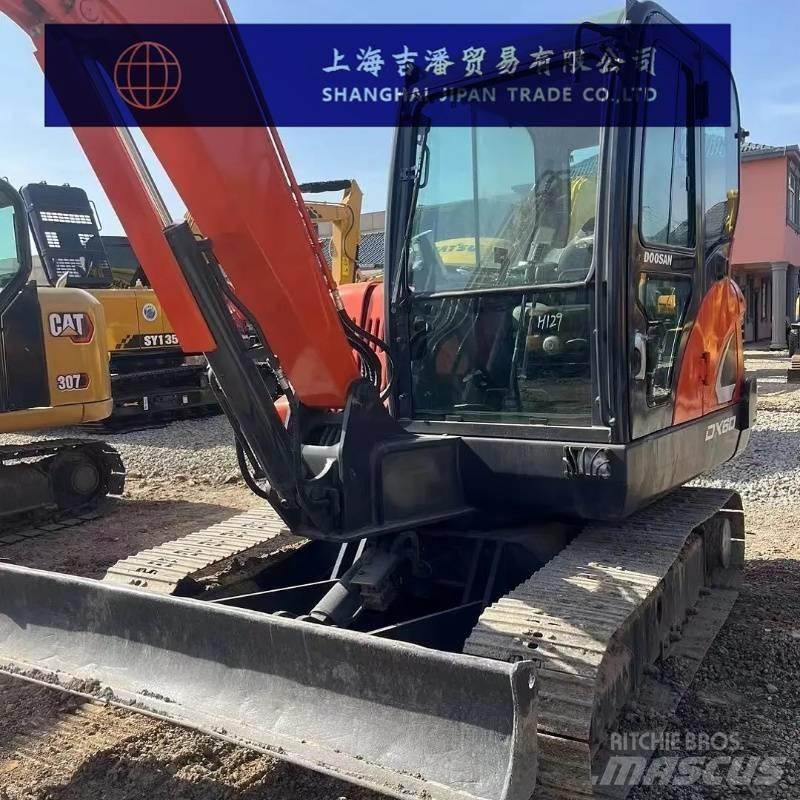 Doosan DX 60 Escavatori cingolati