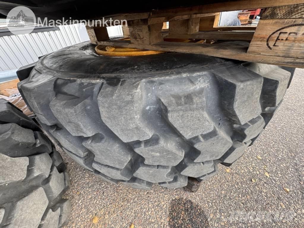 Trelleborg EMR1030 Pneumatici, ruote e cerchioni