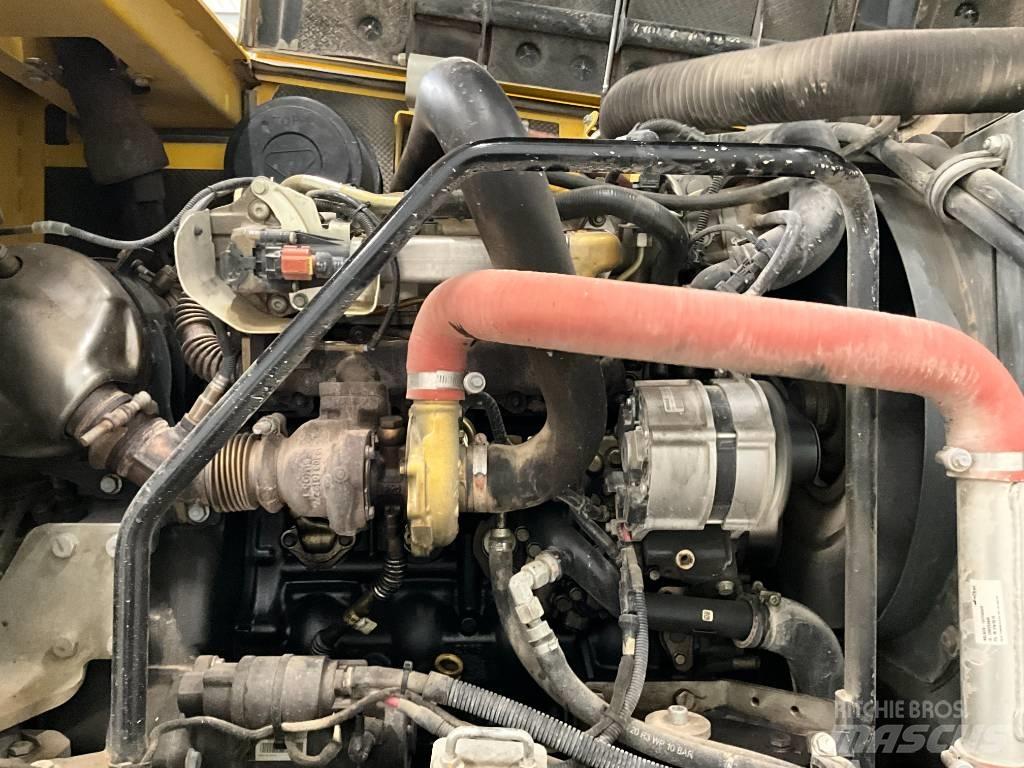 Neuson EW 100 Escavatori gommati