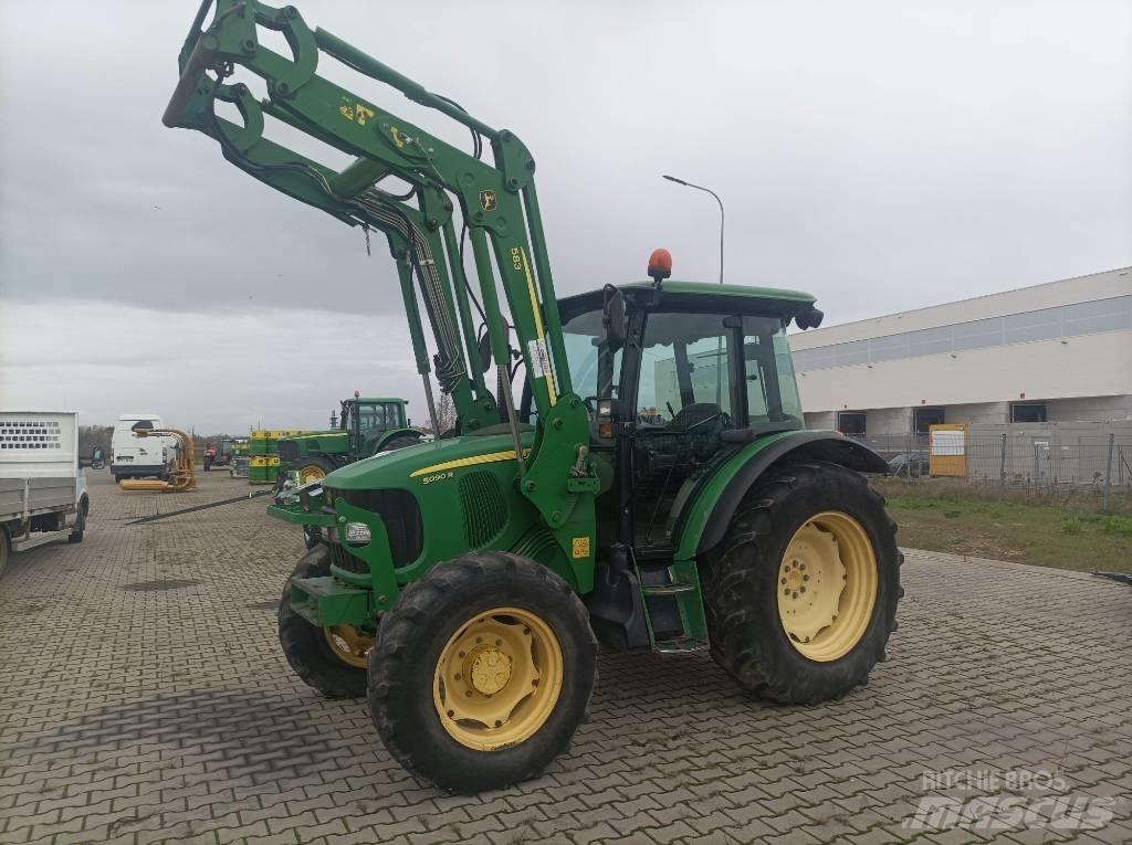 John Deere 5090 R Trattori