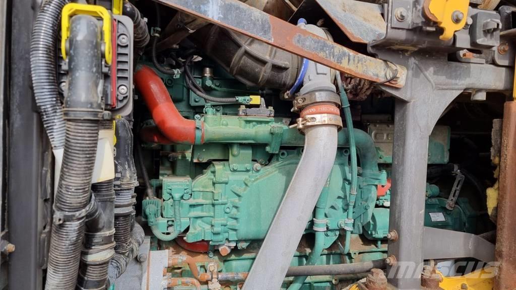 Volvo L 110 H Pale gommate