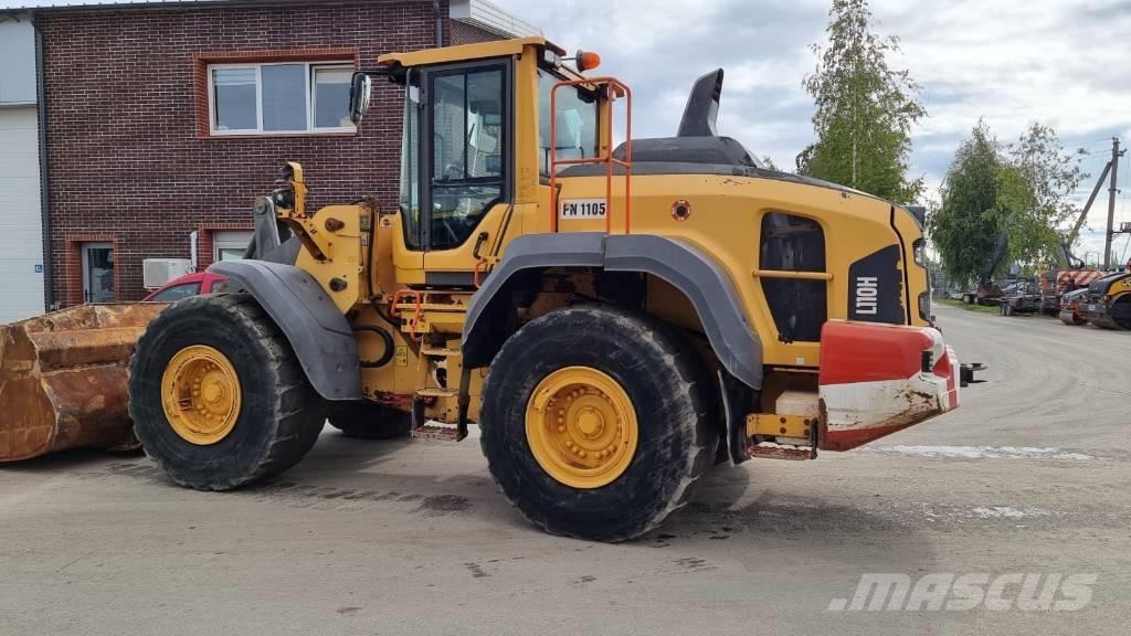 Volvo L 110 H Pale gommate