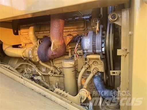 CAT 950 F Pale gommate