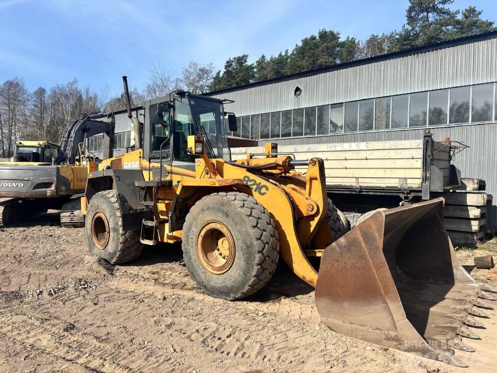 CASE 821C/2 Pale gommate