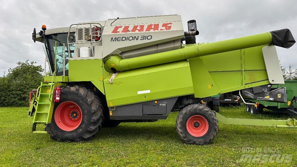 CLAAS Medion 310 Mietitrebbiatrici