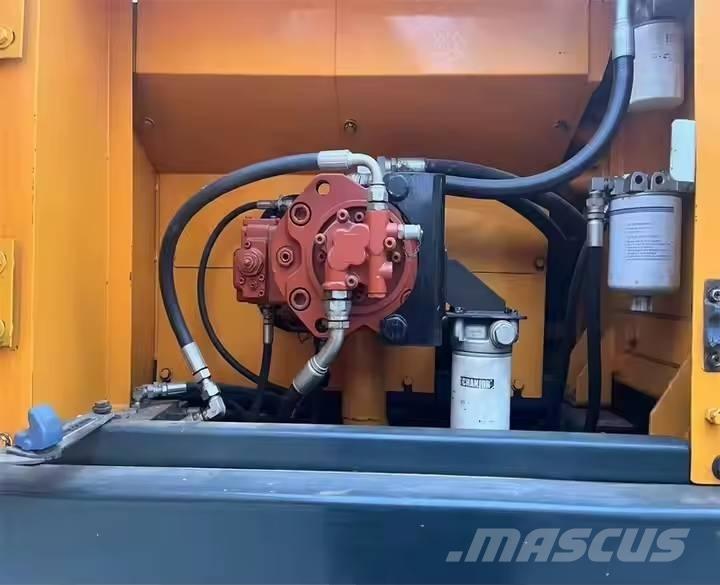 Hyundai R220LC-9S Escavatori cingolati