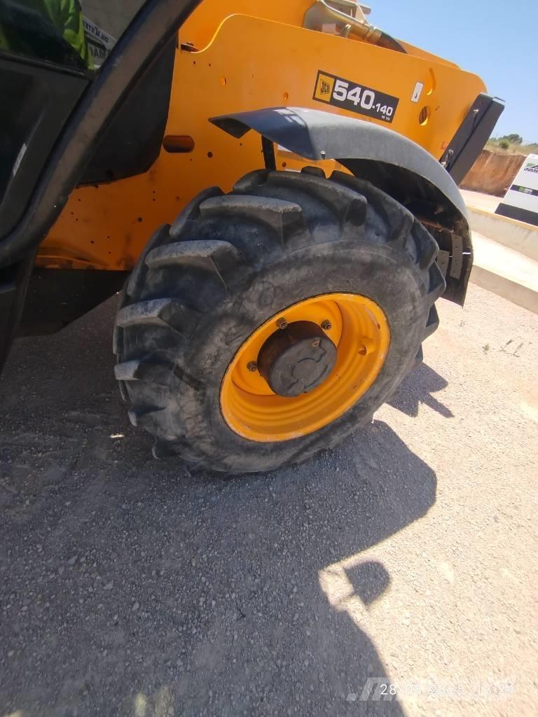JCB 540-140 Sollevatori telescopici