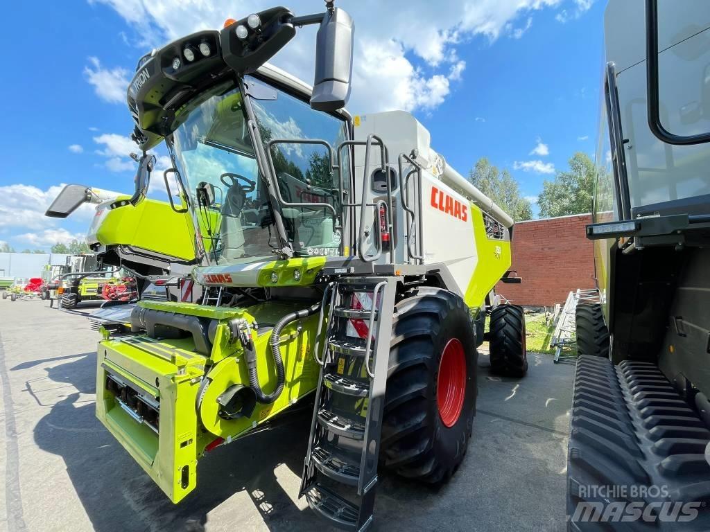 CLAAS TRION 750 Mietitrebbiatrici