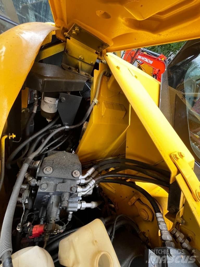 Komatsu PC78US-8 Escavatori cingolati