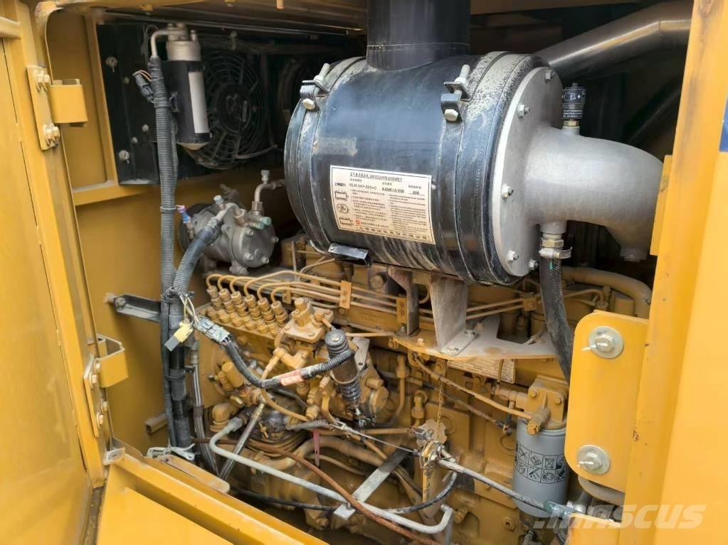 SEM 919 Motorgraders