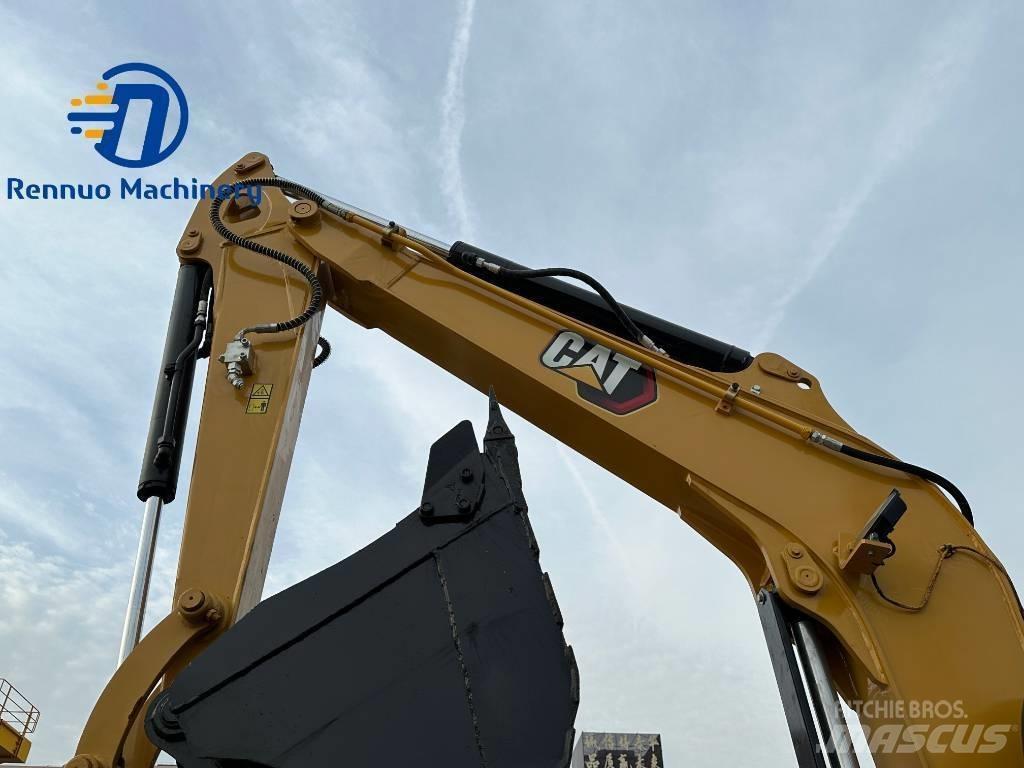 CAT 306E with rubber Miniescavatori