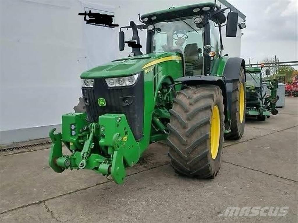 John Deere 8320R Trattori