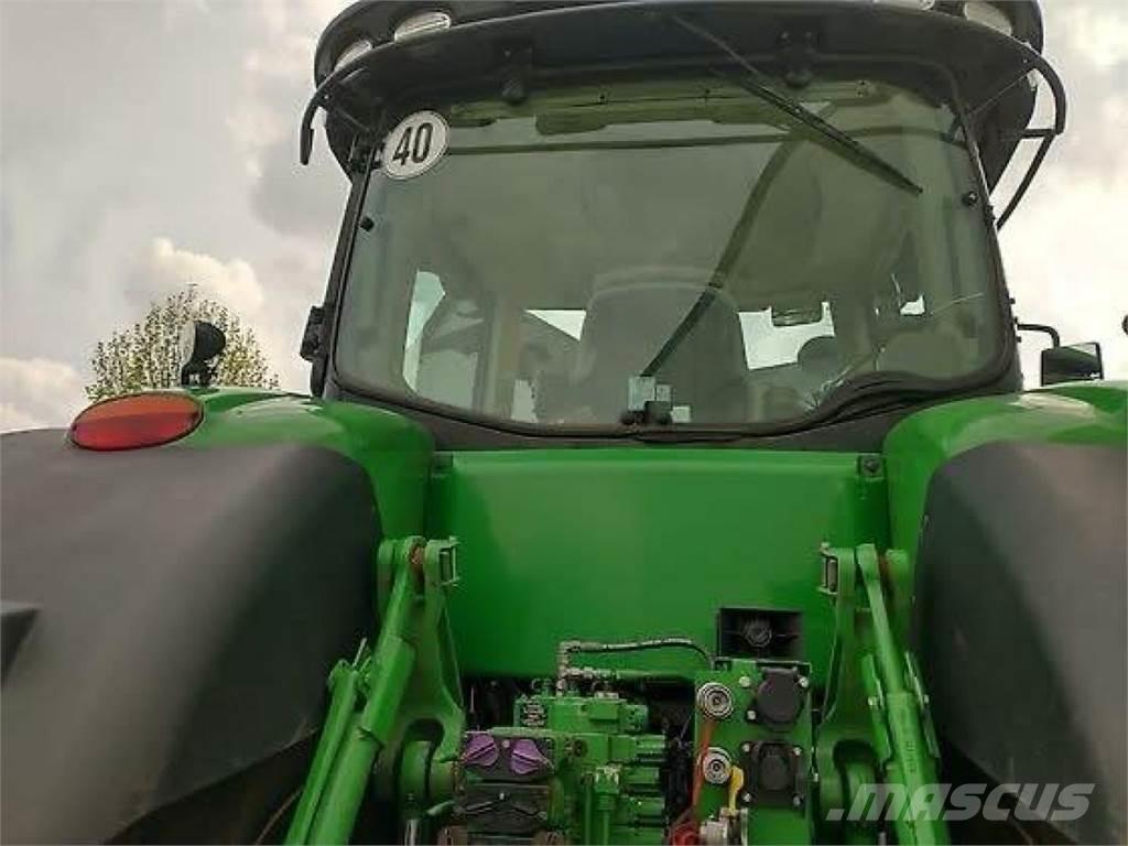 John Deere 8320R Trattori