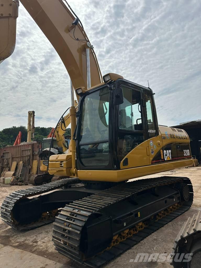 CAT CAT320D Escavatori medi 7t - 12t