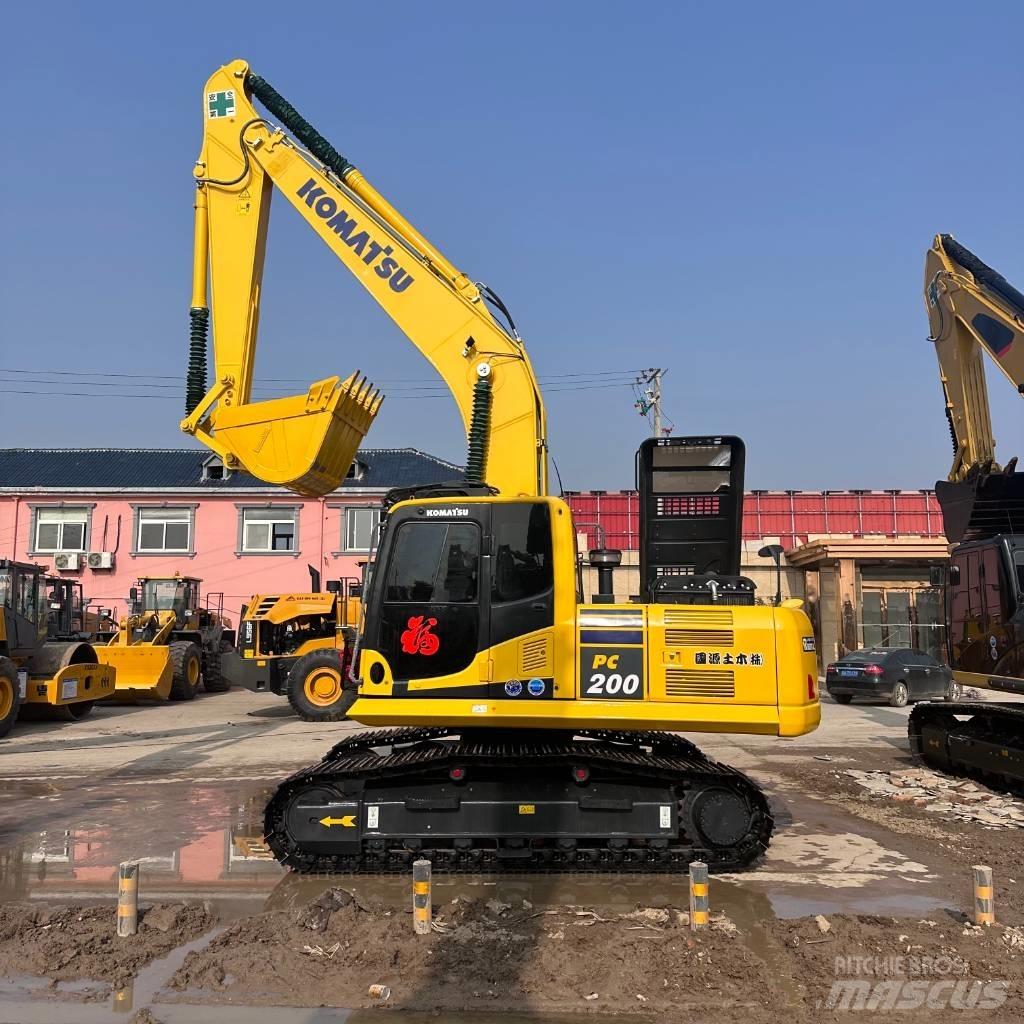 Komatsu PC 200-8 Escavatori cingolati